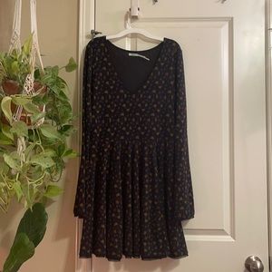 urban outfitters size L flare sleeve dress